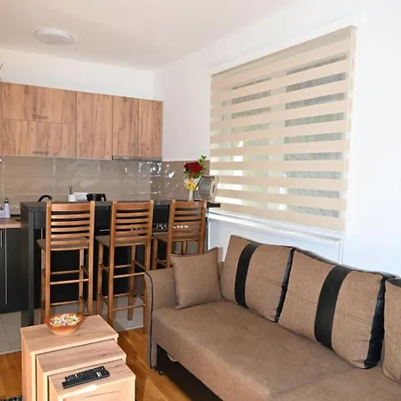 A&a Lux Apartment